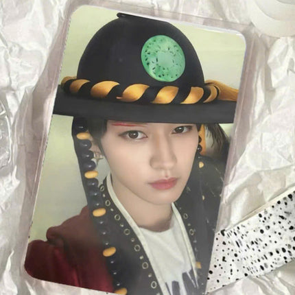 LEE KNOW IN LIFE SUBK