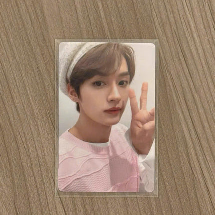 LEE KNOW NOEASY ALBUM WITHFANS YZY