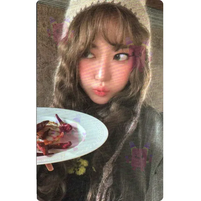 LE SSERAFIM - Sakura HOT Weverse Photocard