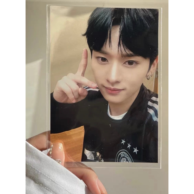 LEE KNOW I AM WHO BROADCAST